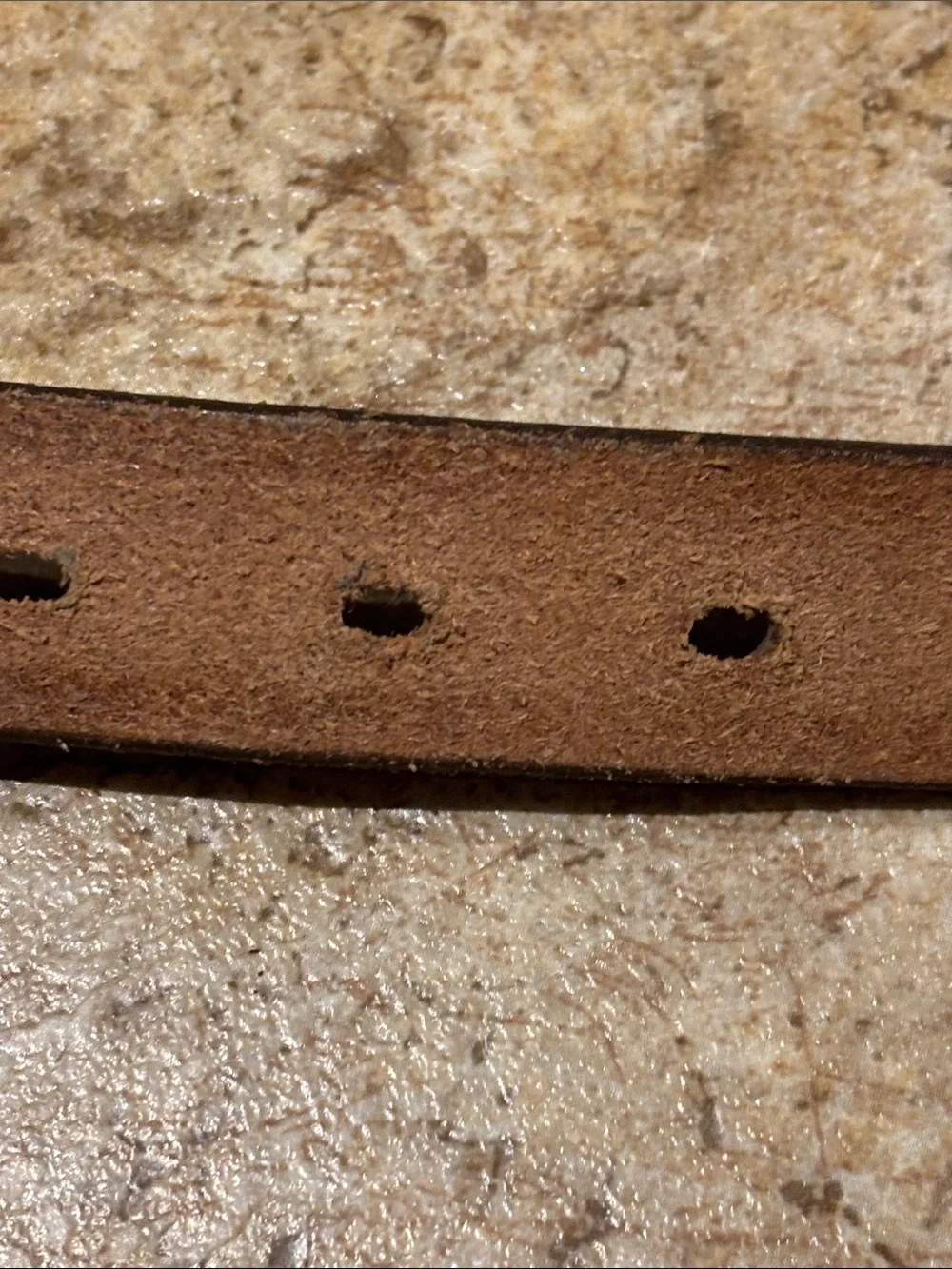 Hand-tooled edible leather belt by Mexican artisans. Size S /36 inches long